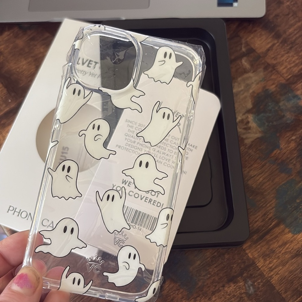 Ghost Case - Picture 4 of 4